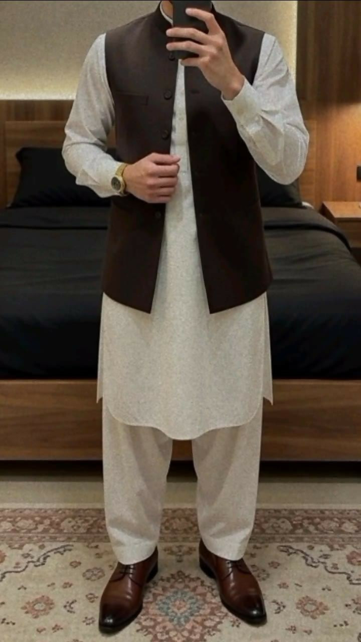 Men Black and White set